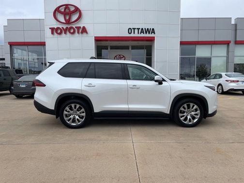 Wind Chill Pearl 2026 Toyota Grand Highlander Limited