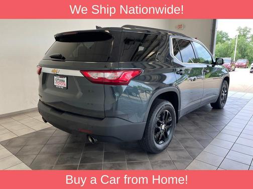 Graphite Metallic 2019 Chevrolet Traverse LT Cloth