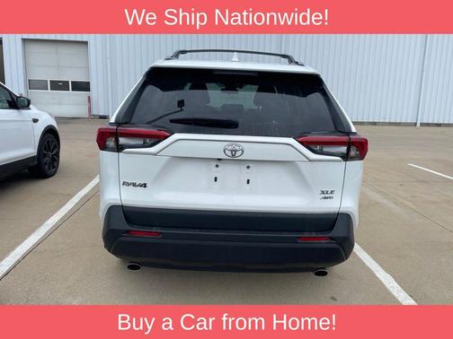 Ice Cap 2023 Toyota RAV4 XLE