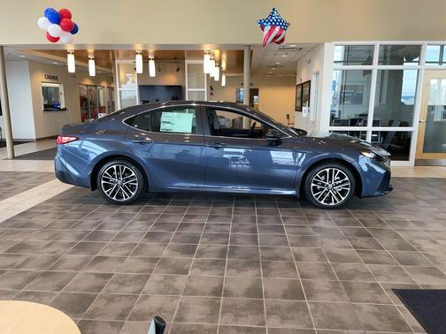 Dark Cosmos 2026 Toyota Camry XLE