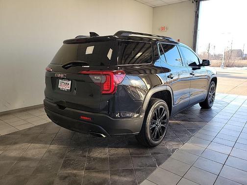 2022 GMC Acadia FWD SLT