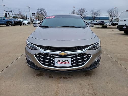 Mineral Gray Metallic 2024 Chevrolet Malibu FWD 2LT