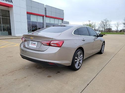 Mineral Gray Metallic 2024 Chevrolet Malibu FWD 2LT