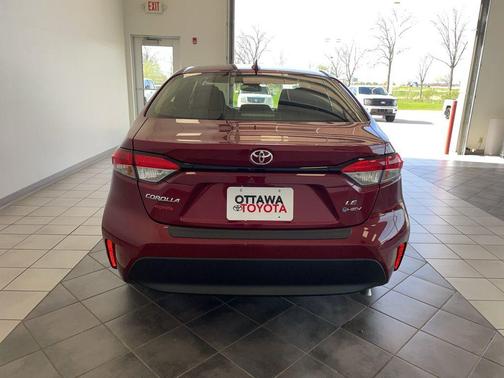 Pearl 2026 Toyota Corolla Hybrid LE