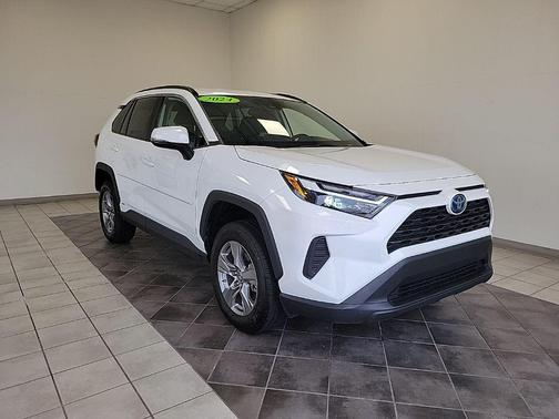 2024 Toyota RAV4 Hybrid LE