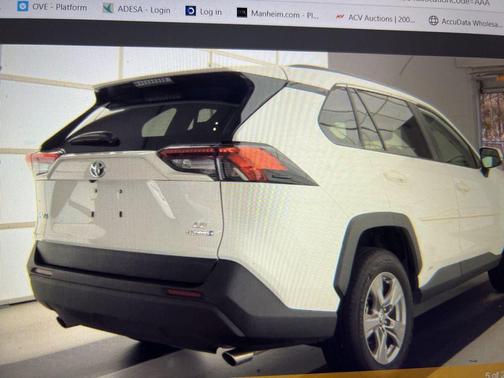 2024 Toyota RAV4 Hybrid LE