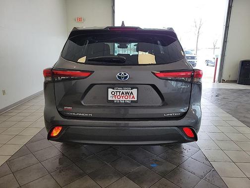 2023 Toyota Highlander Hybrid Limited