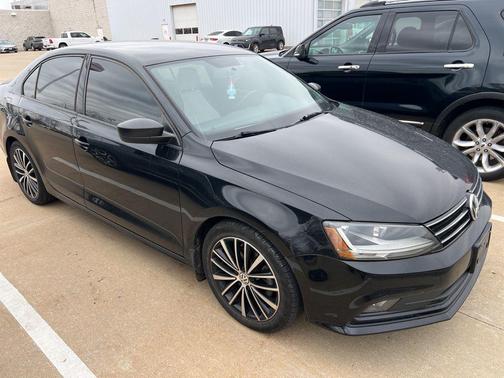 2017 Volkswagen Jetta 1.8T Sport