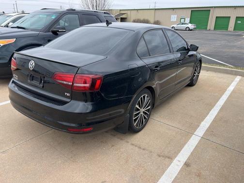 2017 Volkswagen Jetta 1.8T Sport