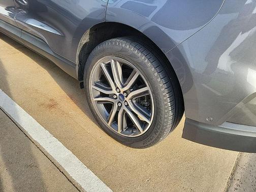 Carbonized Gray Metallic 2021 Ford Edge Titanium