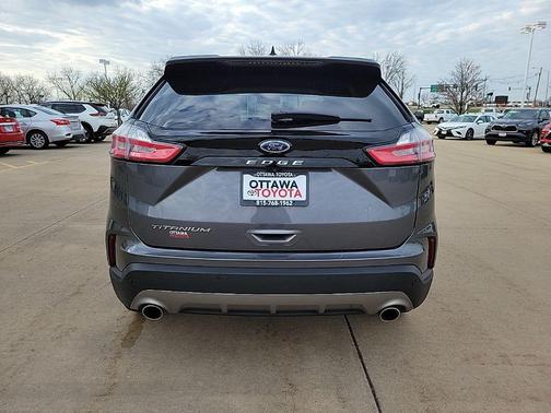 Carbonized Gray Metallic 2021 Ford Edge Titanium