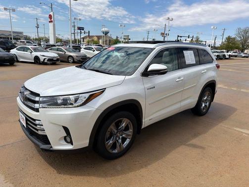 Blizzard Pearl 2017 Toyota Highlander Hybrid Platinum
