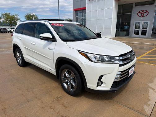 Blizzard Pearl 2017 Toyota Highlander Hybrid Platinum
