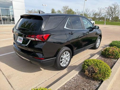 Black Metallic 2024 Chevrolet Equinox 1LT