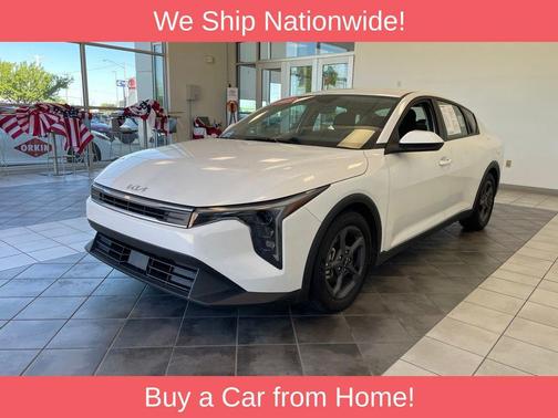 Snow White Pearl 2025 Kia K4 LXS