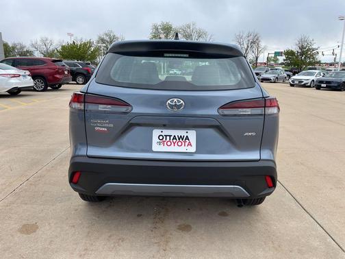 Celestite 2026 Toyota Corolla Cross L