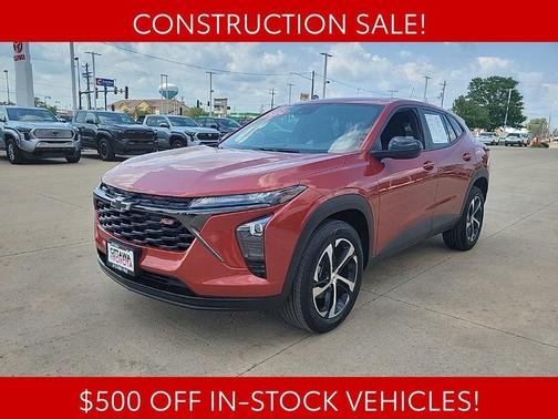 Cayenne Orange Metallic 2024 Chevrolet Trax FWD 1RS