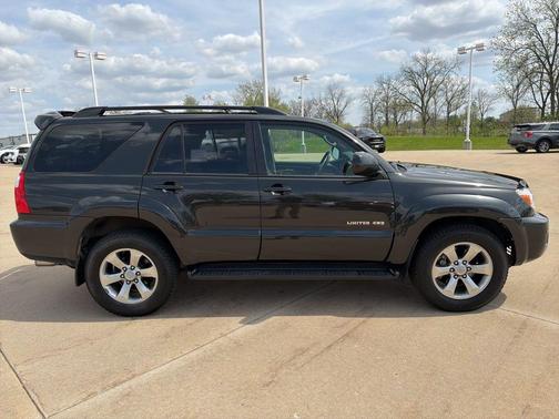 Gray 2007 Toyota 4Runner Limited V8