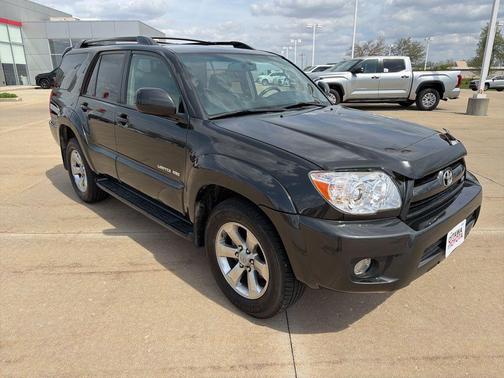 Gray 2007 Toyota 4Runner Limited V8