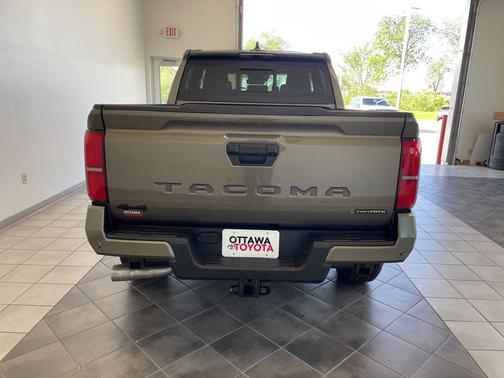 Bronze Oxide 2026 Toyota Tacoma Hybrid TRD Sport