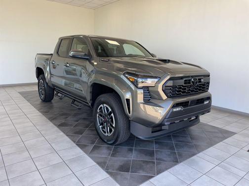 Bronze Oxide 2026 Toyota Tacoma Hybrid TRD Sport