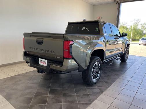 Bronze Oxide 2026 Toyota Tacoma Hybrid TRD Sport