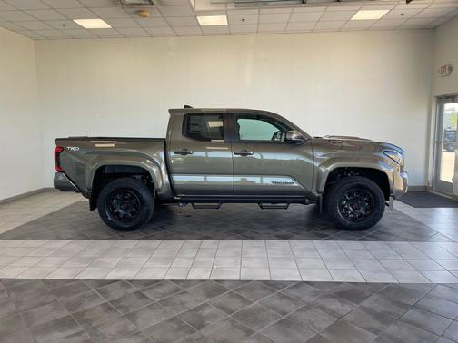 Bronze Oxide 2026 Toyota Tacoma Hybrid TRD Sport