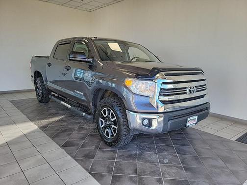 2017 Toyota Tundra SR5