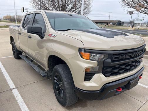 2022 Chevrolet Silverado 1500 Custom Trail Boss