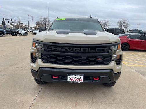 2022 Chevrolet Silverado 1500 Custom Trail Boss