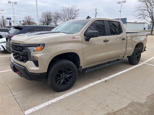 2022 Chevrolet Silverado 1500 Custom Trail Boss