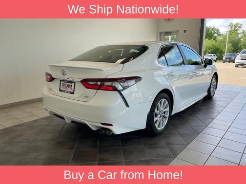 Ice Cap 2024 Toyota Camry SE