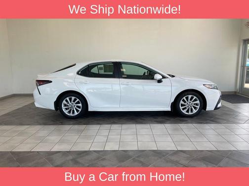 Ice Cap 2024 Toyota Camry SE