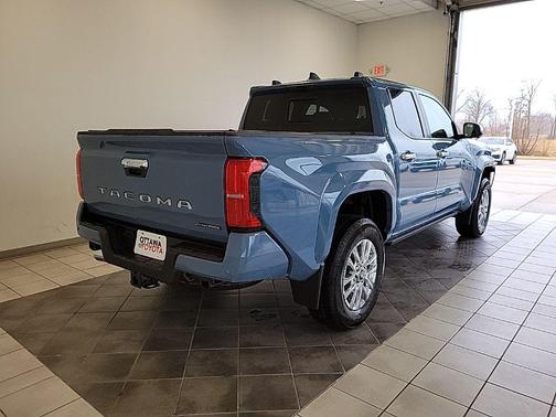 2026 Toyota Tacoma Hybrid Limited