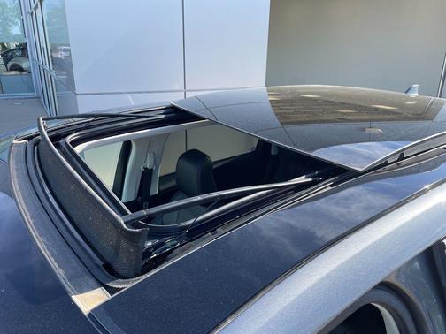Carbonized Gray Metallic 2021 Ford Edge Titanium