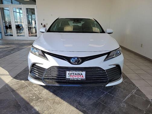 2024 Toyota Camry LE