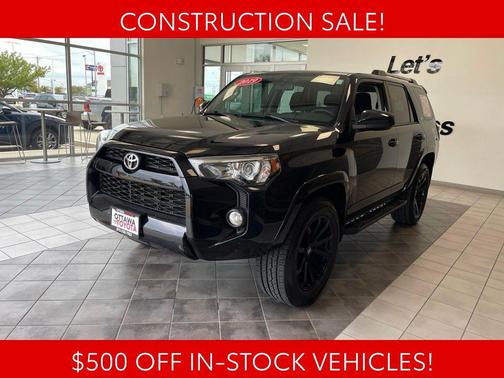 Midnight Black Metallic 2019 Toyota 4Runner SR5