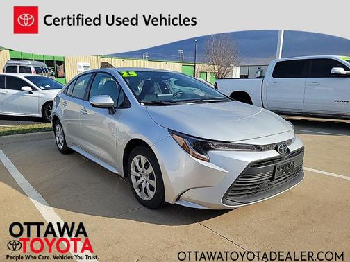 2025 Toyota Corolla LE