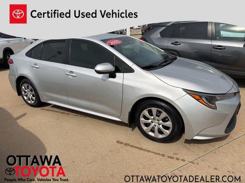 Classic Silver Metallic 2025 Toyota Corolla LE