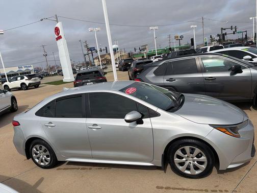 Classic Silver Metallic 2025 Toyota Corolla LE