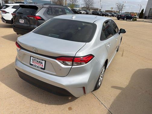 Classic Silver Metallic 2025 Toyota Corolla LE