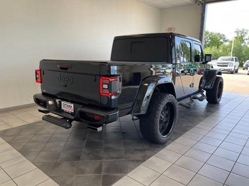 Black Clearcoat 2023 Jeep Gladiator High Altitude 4x4
