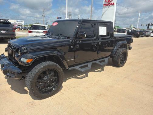 Black Clearcoat 2023 Jeep Gladiator High Altitude 4x4