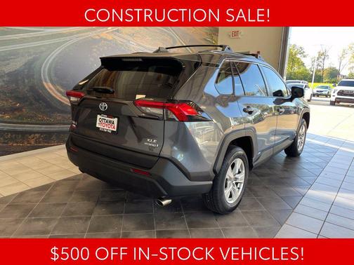 Magnetic Gray Metallic 2021 Toyota RAV4 Hybrid XLE
