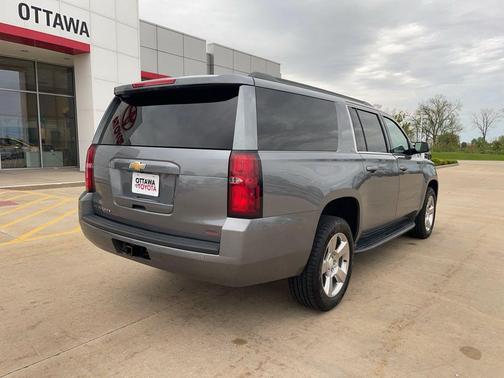 Satin Steel Metallic 2019 Chevrolet Suburban LT