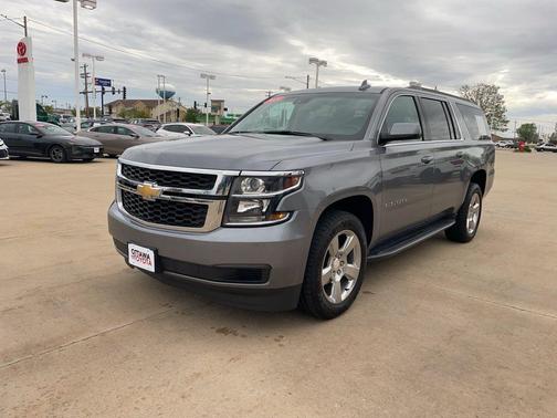 Satin Steel Metallic 2019 Chevrolet Suburban LT