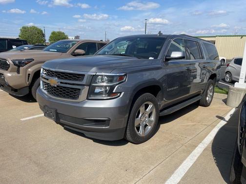 Satin Steel Metallic 2019 Chevrolet Suburban LT