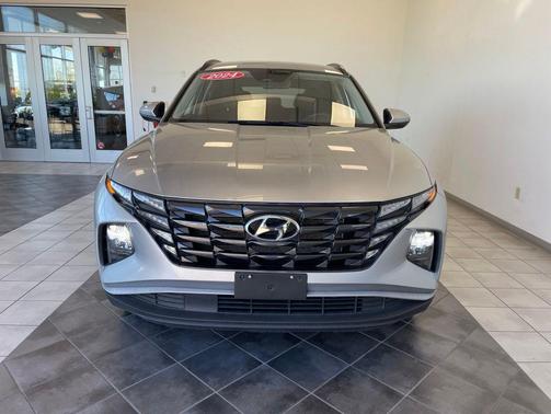 Shimmering Silver 2024 Hyundai TUCSON SEL