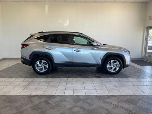 Shimmering Silver 2024 Hyundai TUCSON SEL