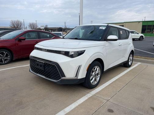 2024 Kia Soul LX